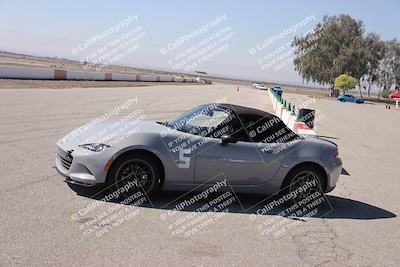 media/Oct-18-2025-Speed Ventures (Sat) [[8b3b7cf525]]/Around the Pits/